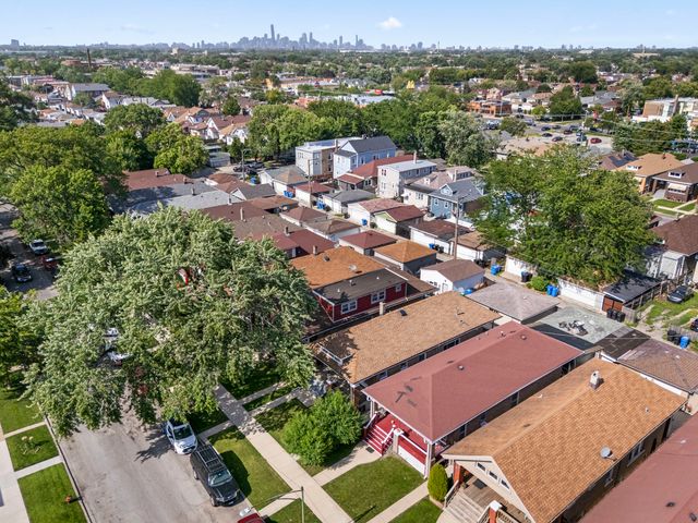 5827 S Spaulding Avenue, Chicago, IL 60629