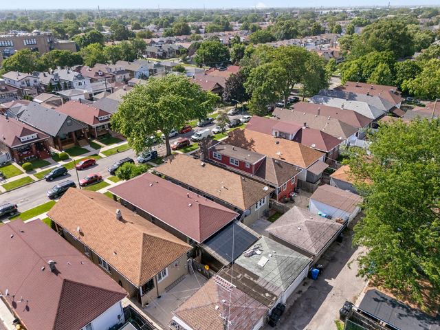 5827 S Spaulding Avenue, Chicago, IL 60629
