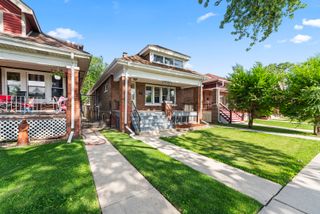 5827 S Spaulding Avenue, Chicago, IL 60629