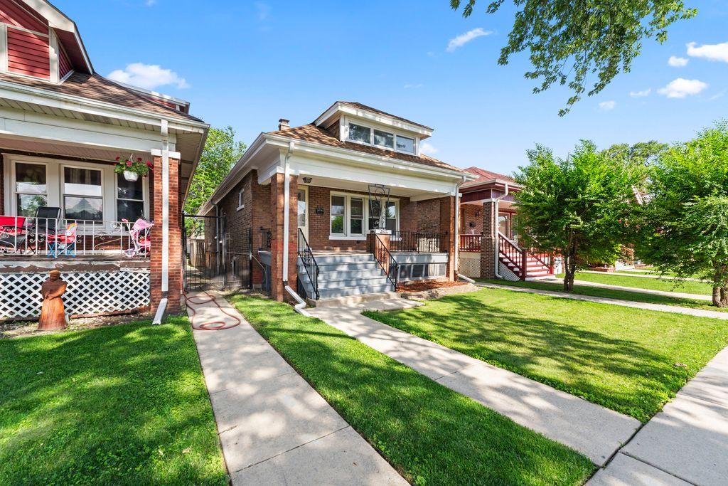 5827 S Spaulding Avenue, Chicago, IL 60629