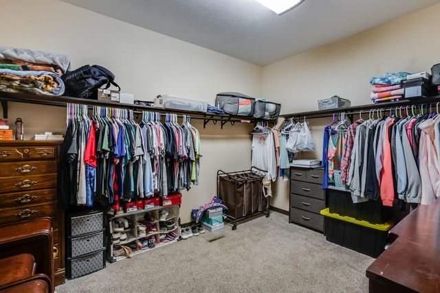 2308 18th Ave, Lindsborg, KS 67456