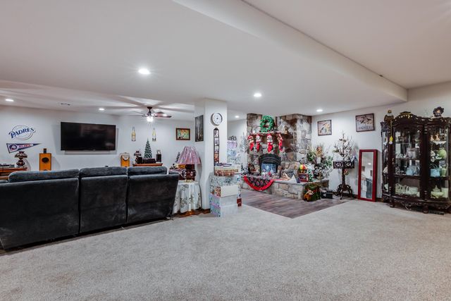 2308 18th Ave, Lindsborg, KS 67456