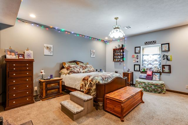 2308 18th Ave, Lindsborg, KS 67456