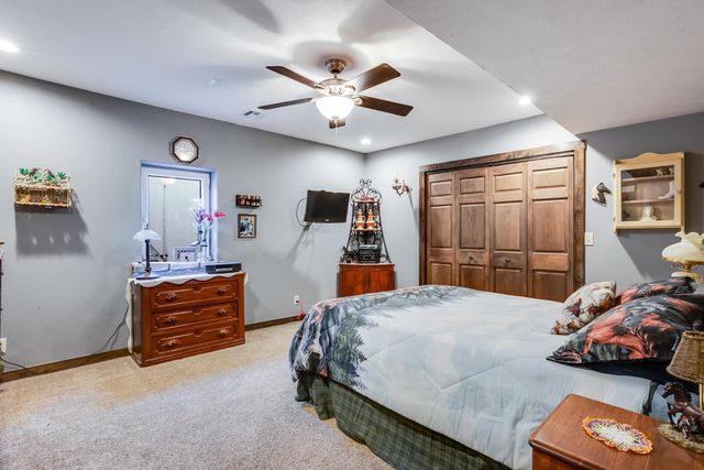 2308 18th Ave, Lindsborg, KS 67456