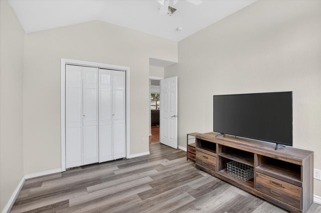 1704 N Bent Tree Trail, Grand Prairie, TX 75052