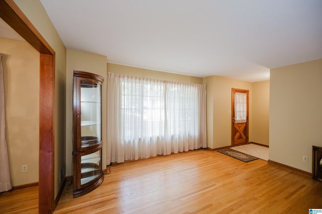 1421 HICKORY LANE, Birmingham, AL 35235