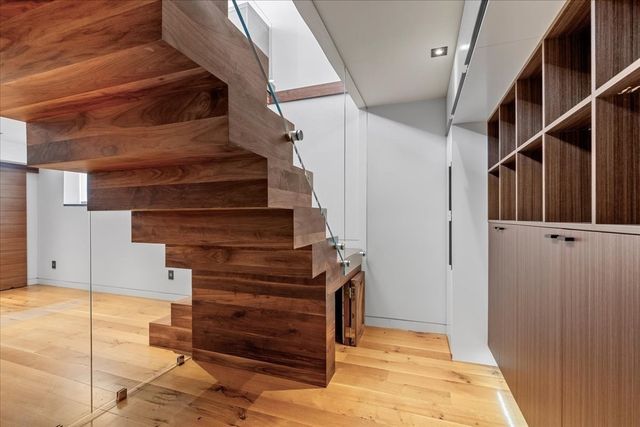 201R Savin Hill Avenue, Boston, MA 02125