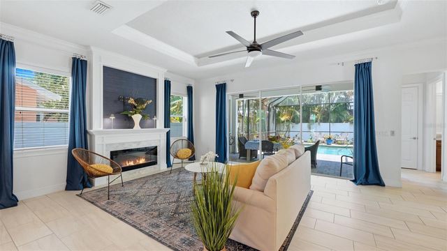 1850 MAGNOLIA STREET, Sarasota, FL 34239