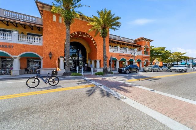 1850 MAGNOLIA STREET, Sarasota, FL 34239