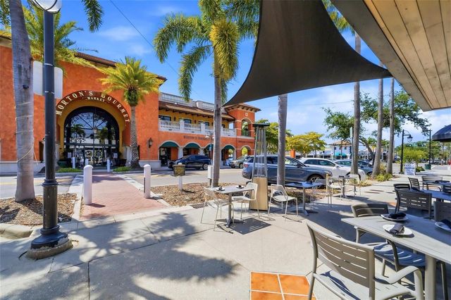 1850 MAGNOLIA STREET, Sarasota, FL 34239