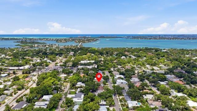 1850 MAGNOLIA STREET, Sarasota, FL 34239