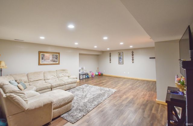904 Nicholas Trail, Fremont, IN 46737