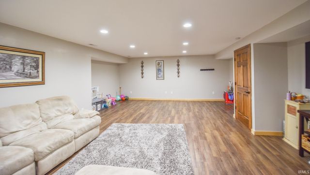 904 Nicholas Trail, Fremont, IN 46737