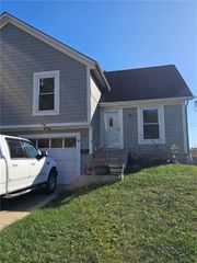 623/625 E Shawnee Street, Gardner, KS 66030