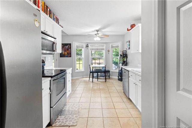 114 Jefferson Drive, Raeford, NC 28376