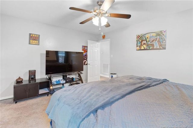 114 Jefferson Drive, Raeford, NC 28376