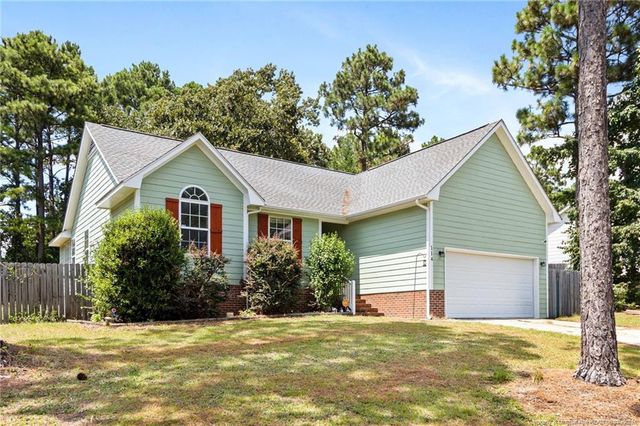 114 Jefferson Drive, Raeford, NC 28376