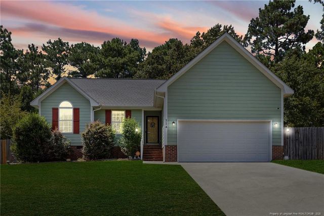 114 Jefferson Drive, Raeford, NC 28376