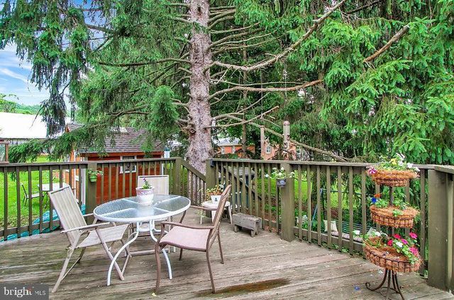 4011 CHERRY RUN RD, Glen Rock, PA 17327