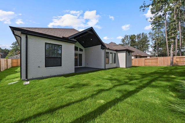 16159 Rustling Woods Road, Conroe, TX 77302
