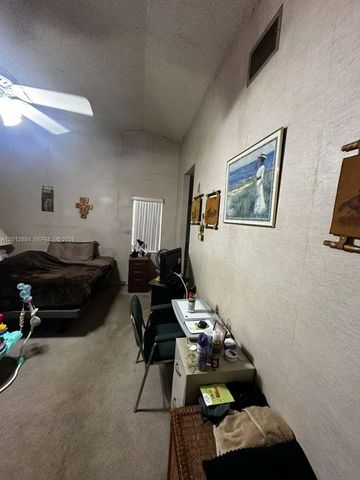 8700 SW 56th Ct, Cooper City, FL 33328
