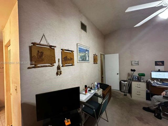 8700 SW 56th Ct, Cooper City, FL 33328
