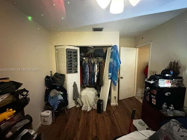 8700 SW 56th Ct, Cooper City, FL 33328