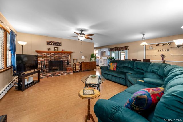148 S Street Extension, Warwick, NY 10990