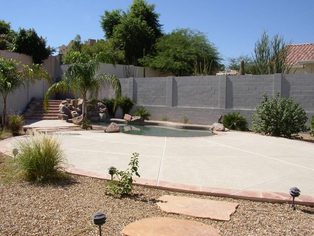 16022 N 17th Place, Phoenix, AZ 85022