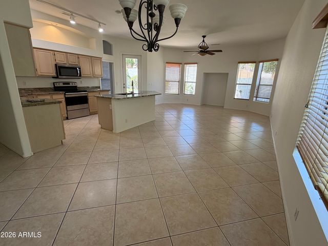 16022 N 17th Place, Phoenix, AZ 85022