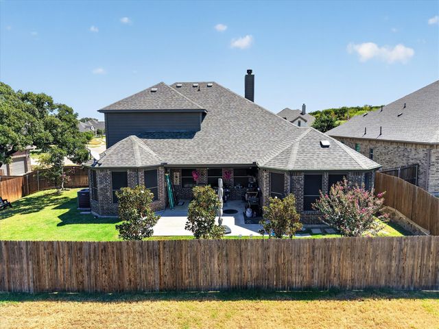 1940 Silver Falls Drive, Burleson, TX 76028