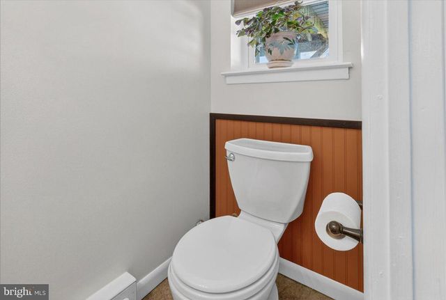 8 RED CLOUD CIR, Royersford, PA 19468