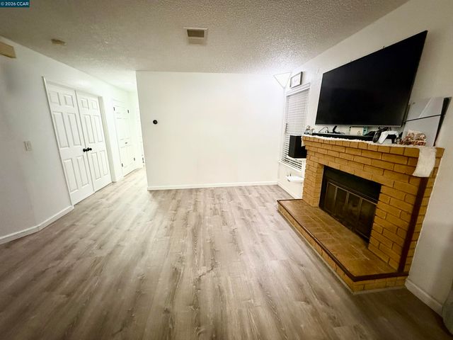 405 Weymouth, Hercules, CA 94547