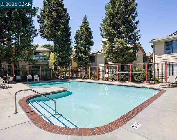 405 Weymouth, Hercules, CA 94547