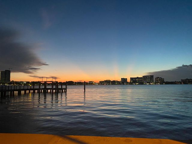 250 Bradley Place 210, Palm Beach, FL 33480