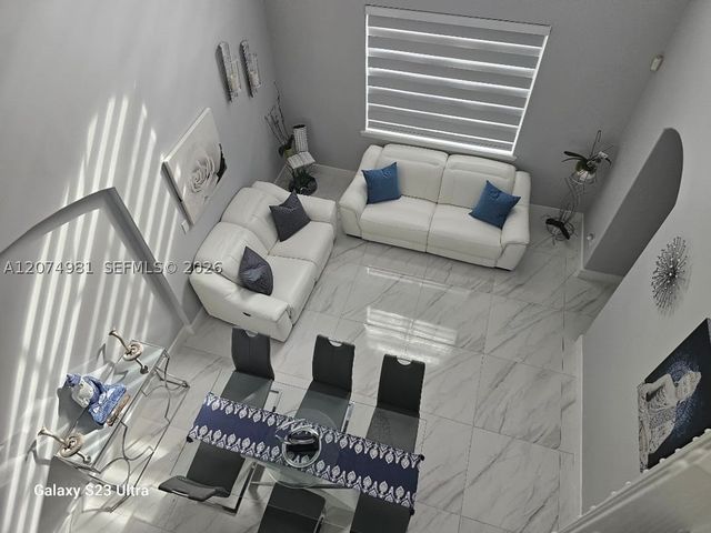13995 SW 154th St 1, Miami, FL 33177