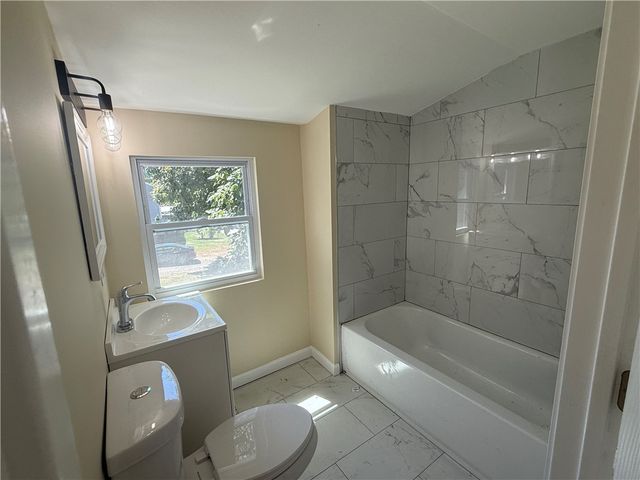 64 Ormsby Avenue, Warwick, RI 02886