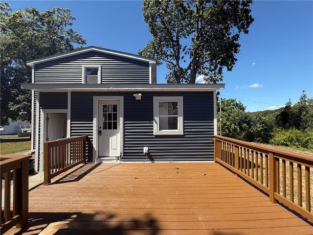 64 Ormsby Avenue, Warwick, RI 02886