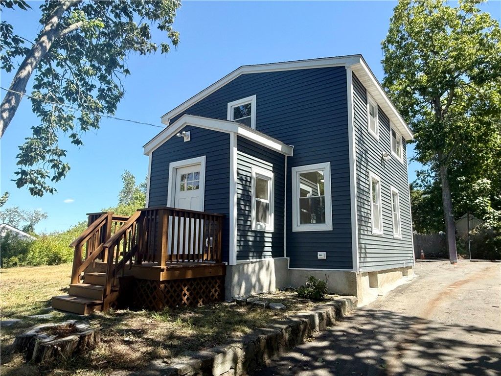 64 Ormsby Avenue, Warwick, RI 02886