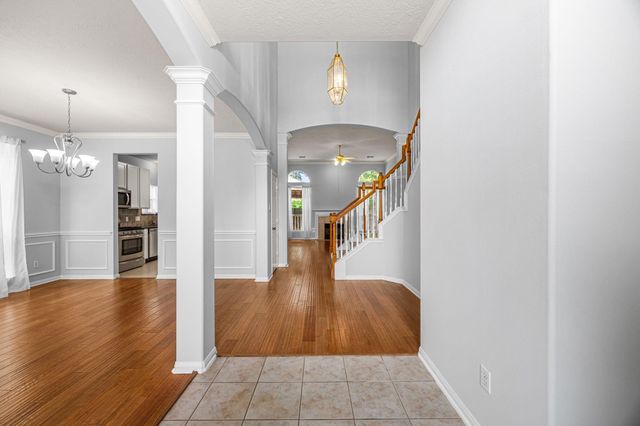 16334 Mellow Oaks Lane, Sugar Land, TX 77498