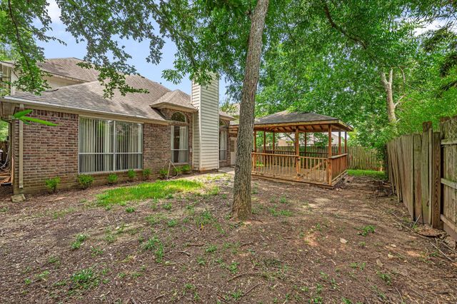 16334 Mellow Oaks Lane, Sugar Land, TX 77498