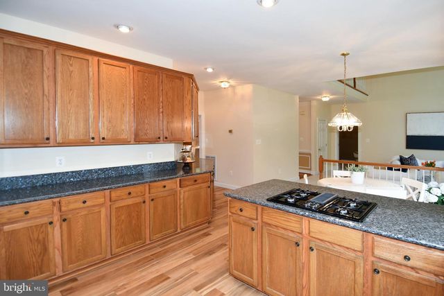 13619 WEINSTEIN CT, Centreville, VA 20120