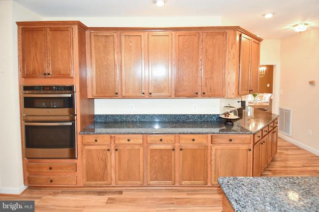 13619 WEINSTEIN CT, Centreville, VA 20120