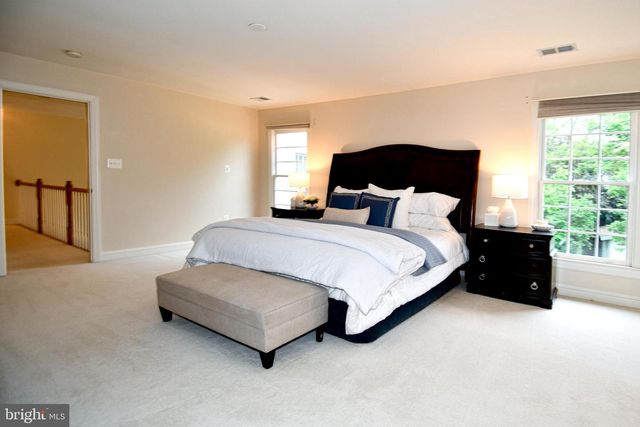 13619 WEINSTEIN CT, Centreville, VA 20120