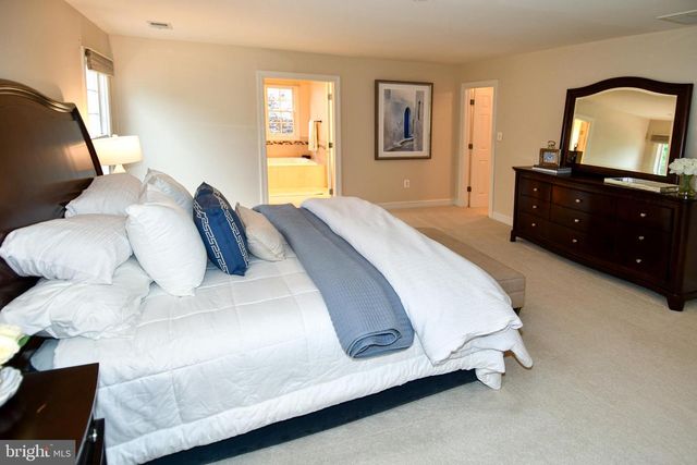 13619 WEINSTEIN CT, Centreville, VA 20120