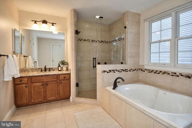 13619 WEINSTEIN CT, Centreville, VA 20120