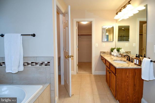 13619 WEINSTEIN CT, Centreville, VA 20120