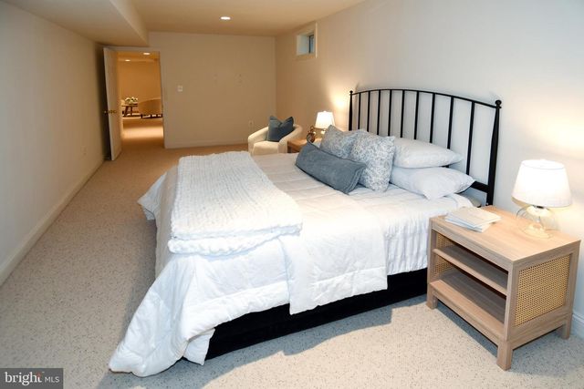13619 WEINSTEIN CT, Centreville, VA 20120