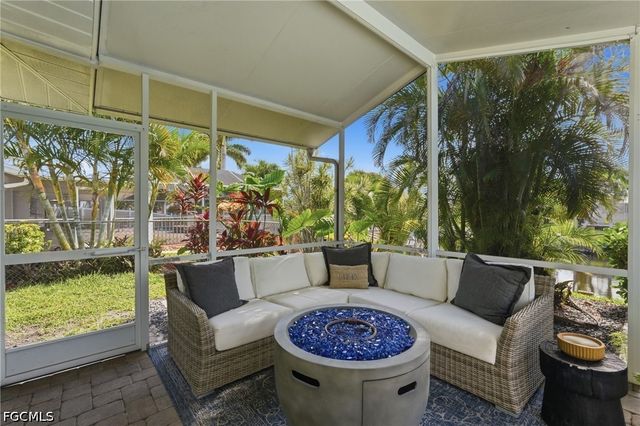 2835 SE 18th AVE, Cape Coral, FL 33904