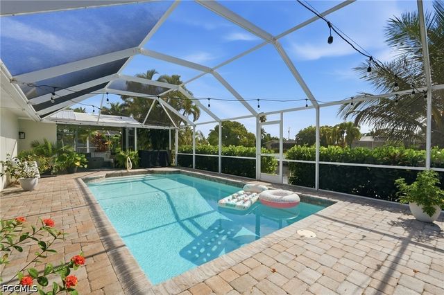 2835 SE 18th AVE, Cape Coral, FL 33904
